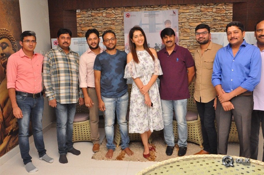 Jambalakidi-Pamba-Movie-Lyrical-Video-song-Launch-by-Raasi-Khanna